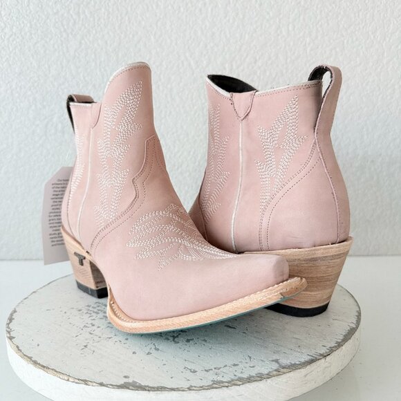Lane boots Shoes - Lane Boots Gallatin Womens Cowboy Bootie Pink Western Short Boots Snip Toe 9.5